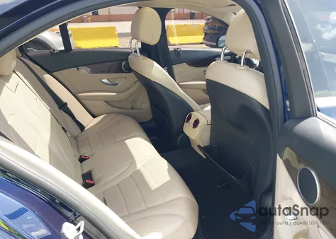 2018 Mercedes-Benz C 300 из США, поврежденный, VIN WDDWF4JB8JR350902